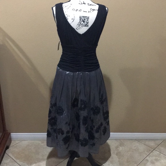 NEW-Ladies black and sliver charcoal evening dress - Picture 4 of 4